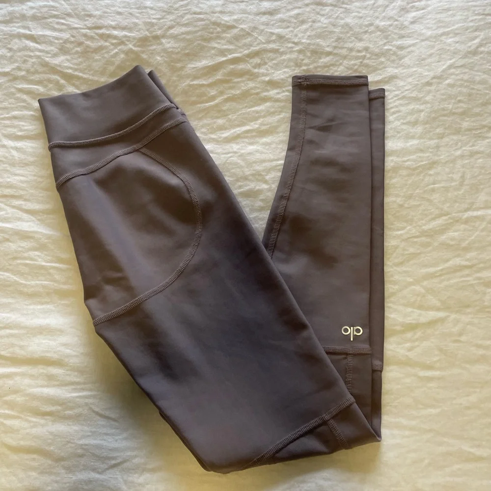 ALO Yoga, grayish purple color leggings. Size Small.